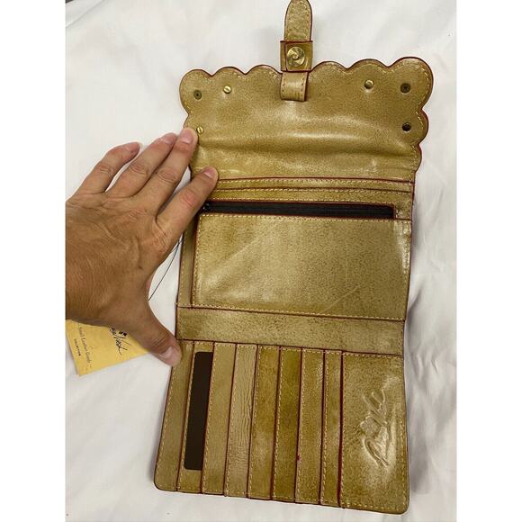 PATRICIA NASH COLLI LEATHER WALLET W/ RFID PROTECTION -PRAIRIE ROSE EMBROIDERY - Picture 5 of 6